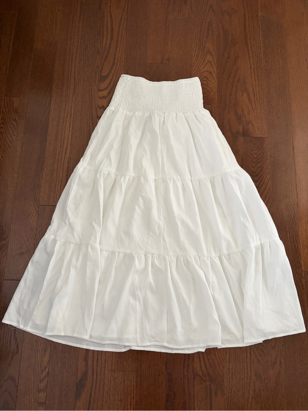White maxi skirt